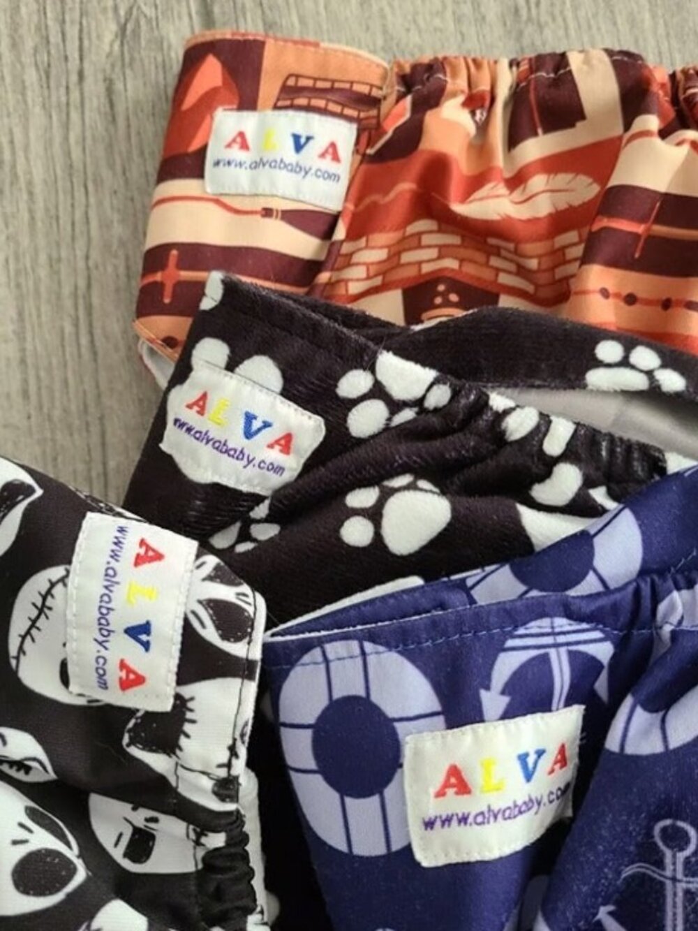 Alvababy reusable cloth diapers set of 4 - Picture 4 of 5